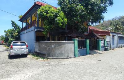 Boarding House in Senggigi , West Lombok